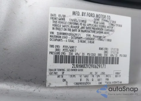 2009 Lincoln Town Car Signature Limited из США, поврежденный, VIN 2LNHM82V29X629171